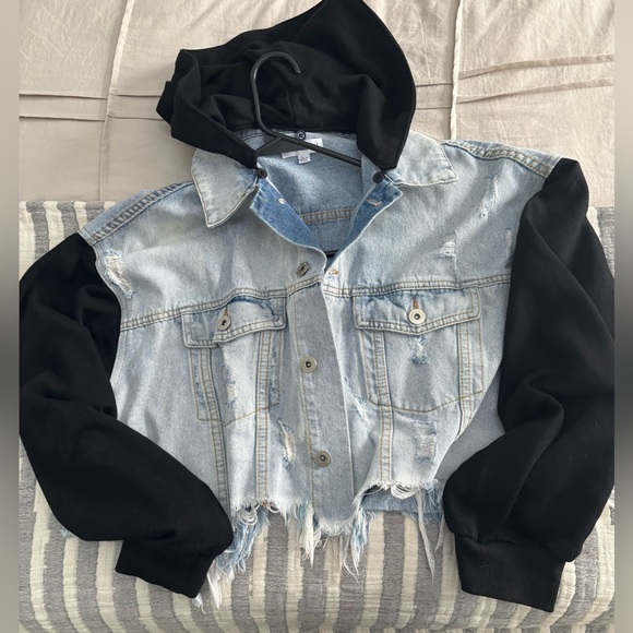 Denim Distressed Jacket with Black Cotton Sleeves - Picture 6 of 6